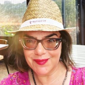 Profile picture of Amanda Leigh Damms